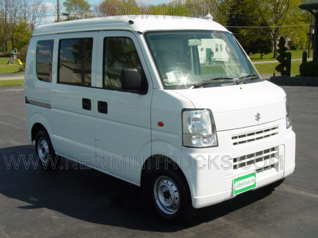 a white mini van